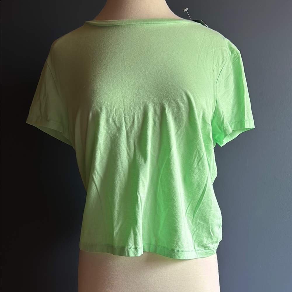 Universal threads slightly fitted mint green top